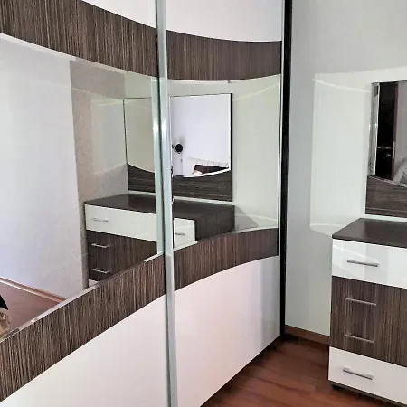 Victorio 3 Two-bedroom Eh Sweti Wlas