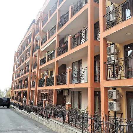Victorio 3 Two-bedroom Eh شقة *